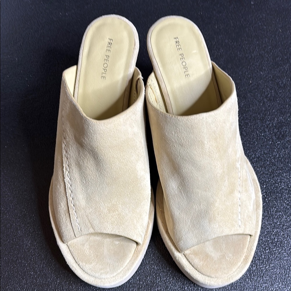 Free People Chunky Wedges Sandals Suede Tan Leather Slide Heel Shoes 8 1/2